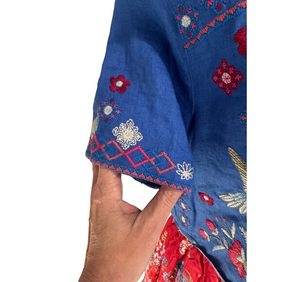 John Mark Women Chambray Blue Red Floral Embroidered Linen Cottage Peasant Top M - Picture 9 of 9